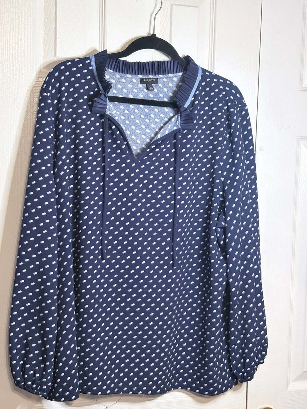 Talbots Plus Size 2X Navy Blue Polka Dot Pleated Neck Long Sleeve Blouse #419 - Picture 5 of 5
